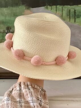 BCBGMaxazria Cream straw summer hat Pink Pom Poms One Size NWT Boho Beach Pool.